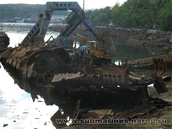 submarine recycling graveyard