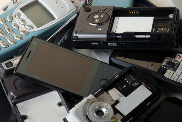 What’s in Your Cell Phone? – RecycleNation