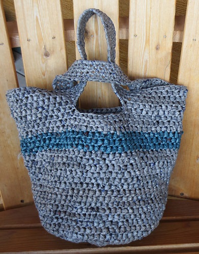 handbags made from recycled plastic bags