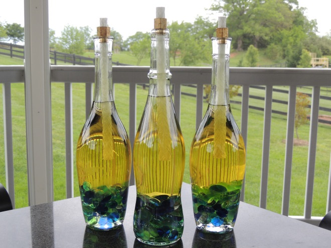 How To Paint Wine Bottles - Easy Upcycles! - House of Honey Dos