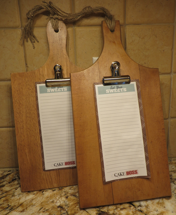 Old chopping Board Diy, #Reuseoldchoppingboard #cuttingboardmakeover